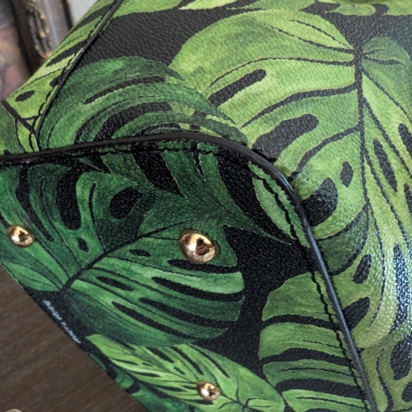 Dooney & Bourke Montego Mini Barlow - Picture 10 of 16